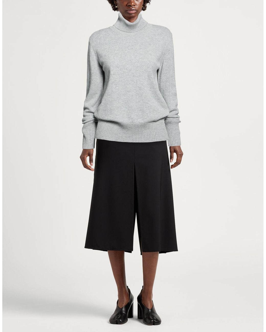 Alpha Studio Gray Turtleneck