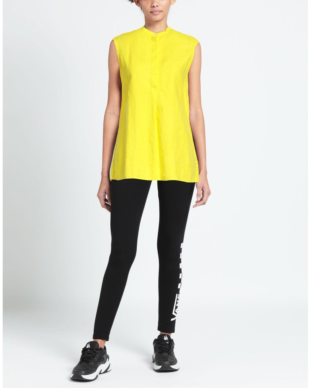 Top Aspesi de color Yellow