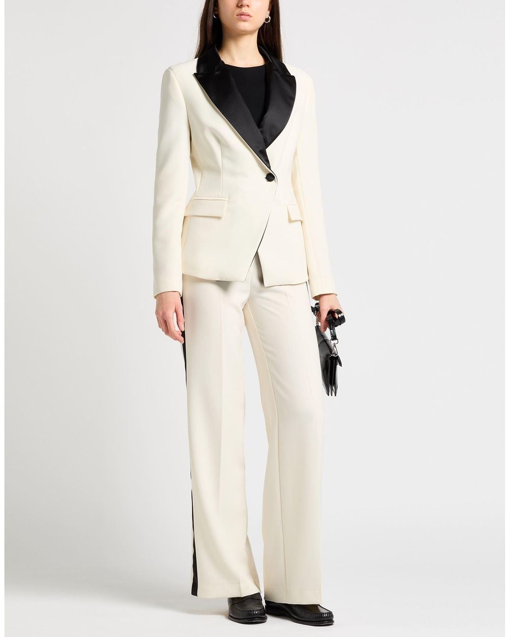 Kaos White Suit Polyester, Elastane