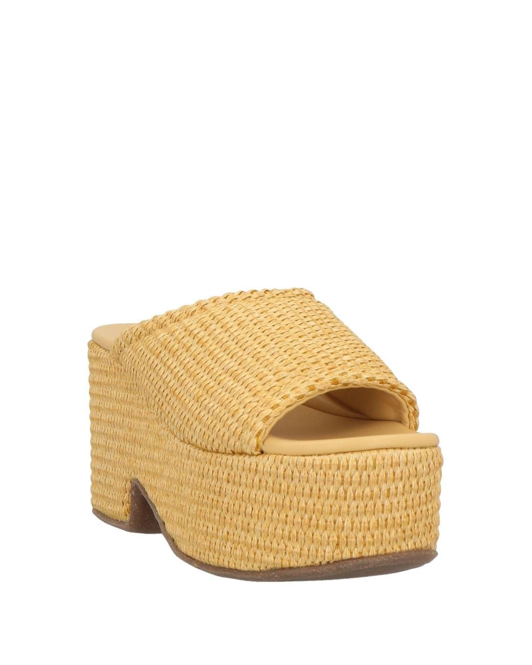 THEMOIRÈ Natural Sandals
