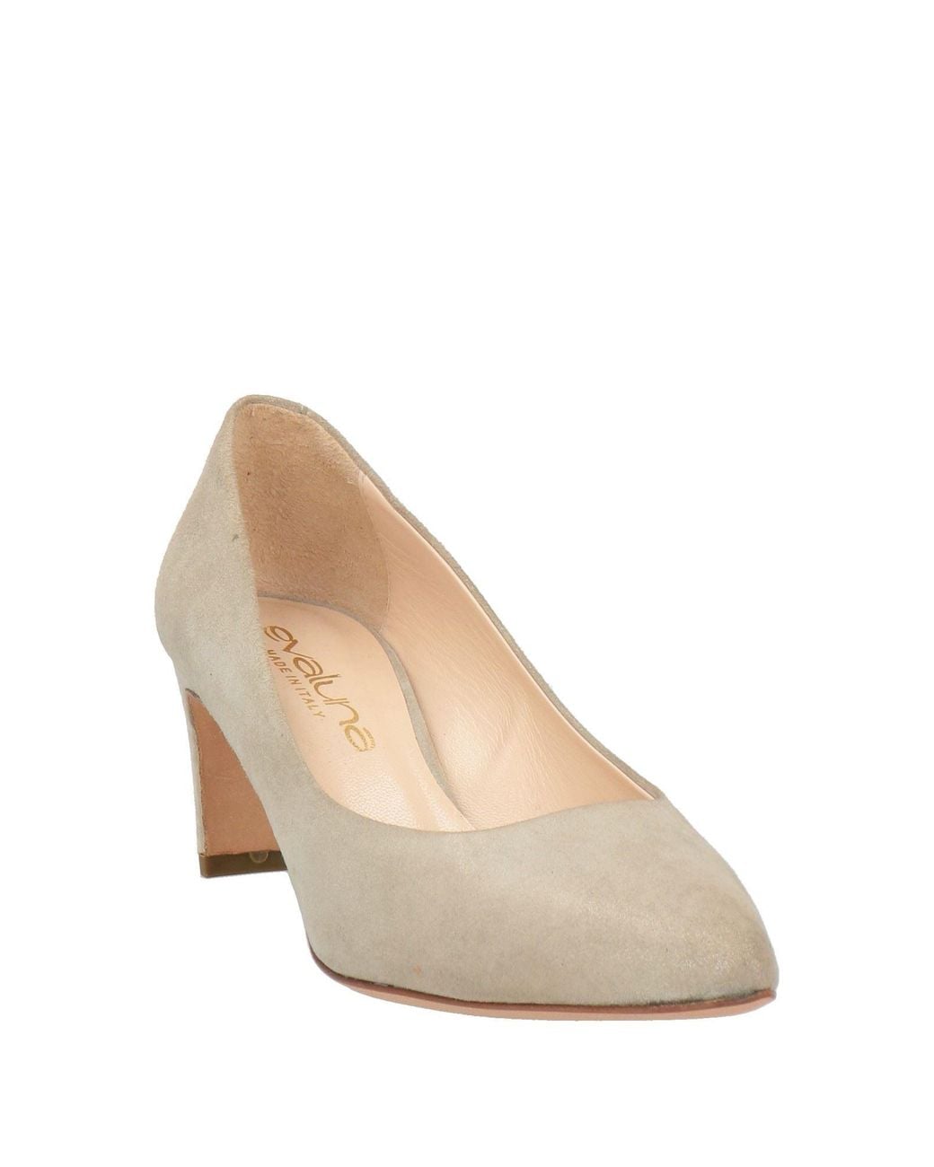 Evaluna Natural Pumps