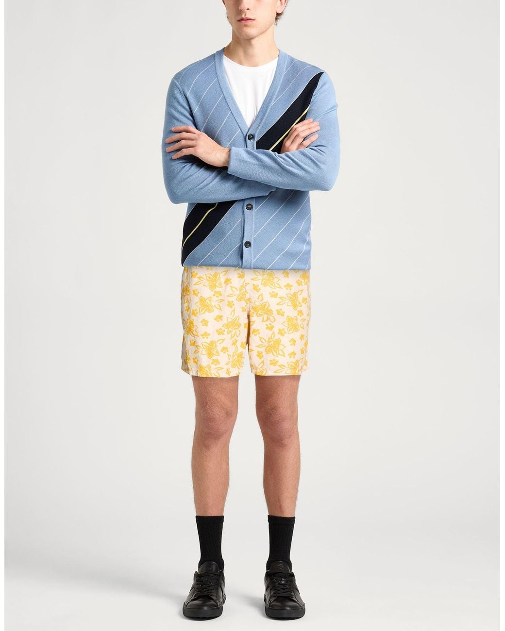 120% Lino Yellow Shorts & Bermuda Shorts for men