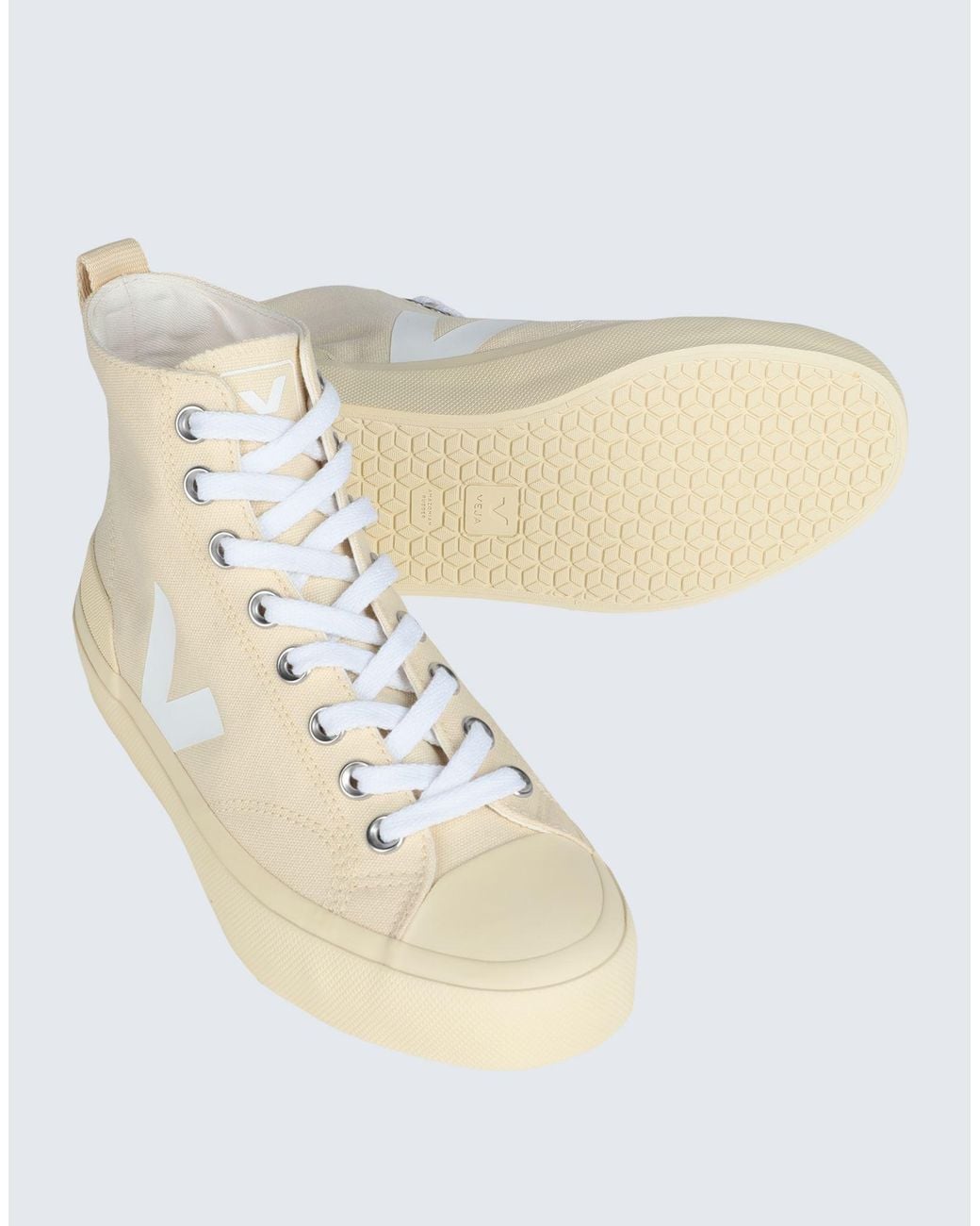 Veja Natural Trainers