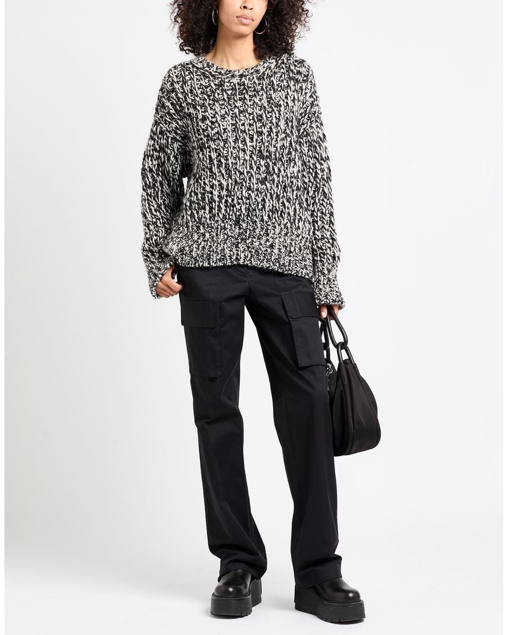 N°21 Black Jumper