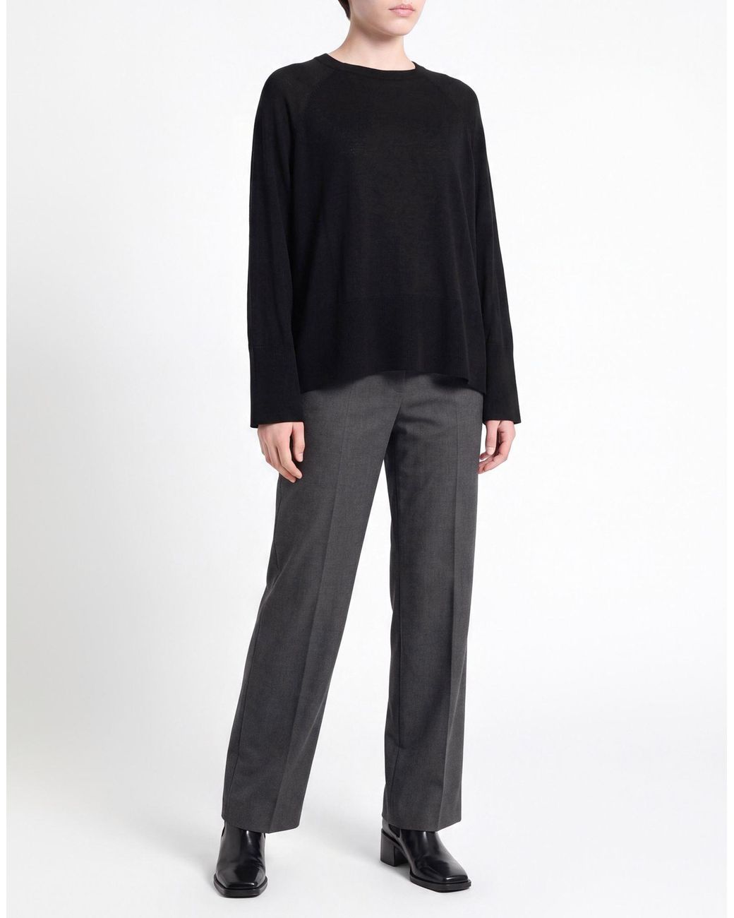 Kaos Black Pullover