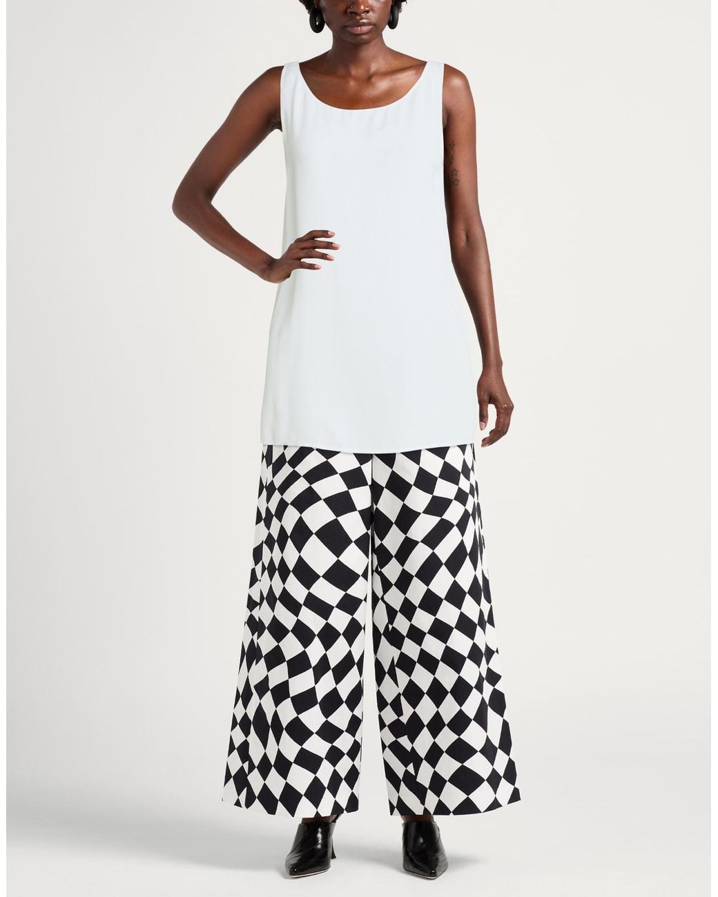 Carla G White Tops
