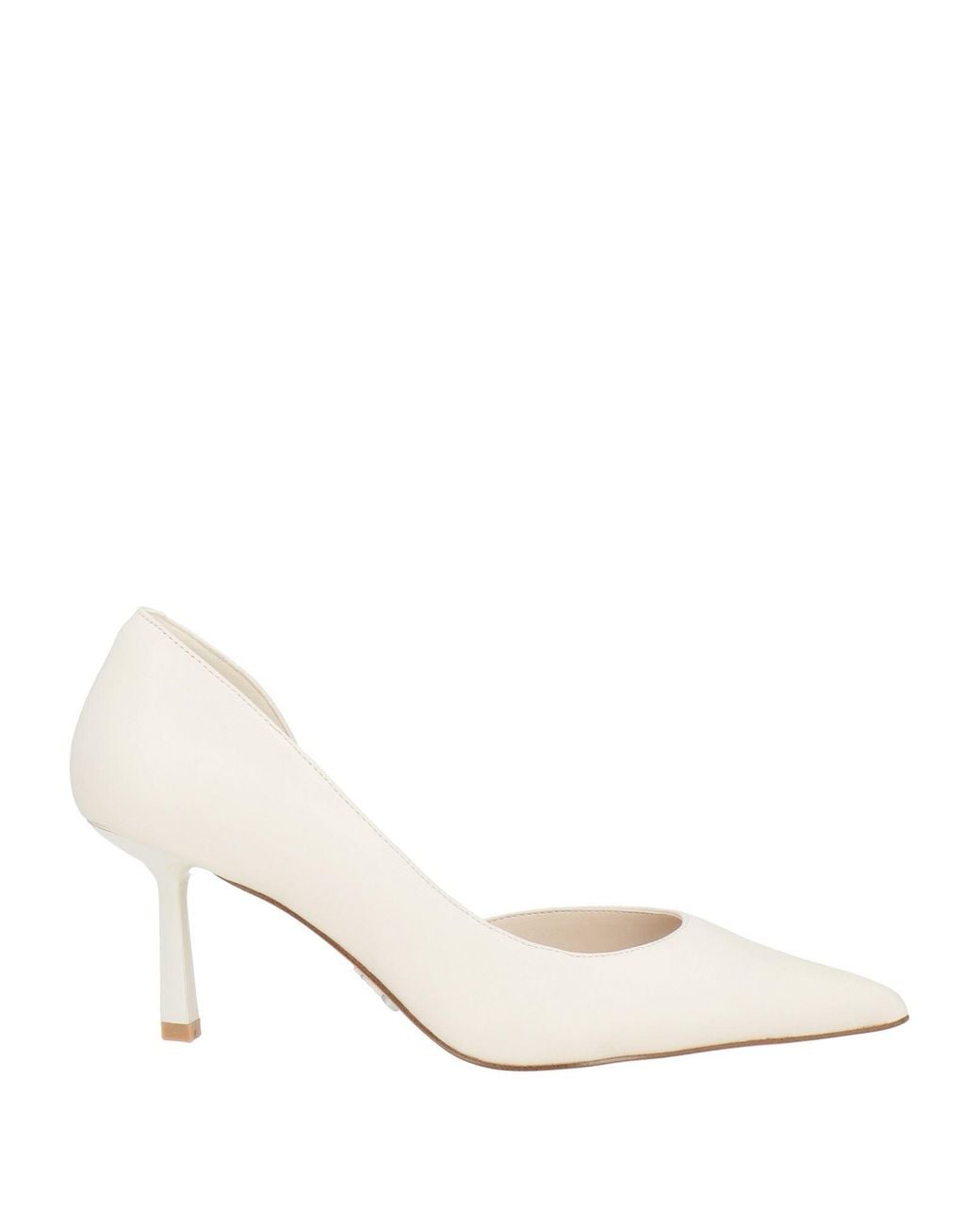 Steve Madden White Pumps