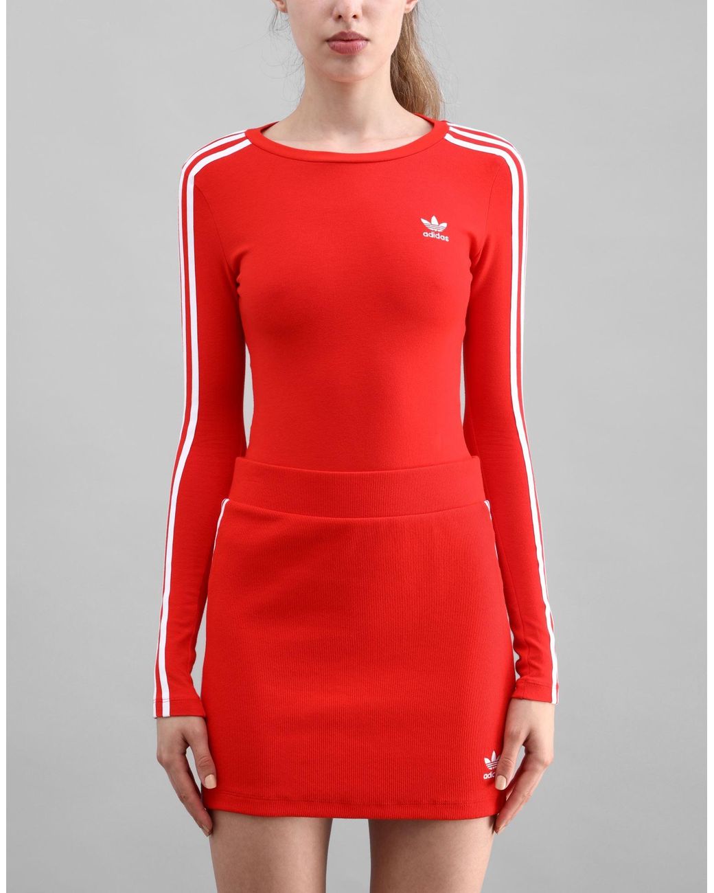 fel roze shirt