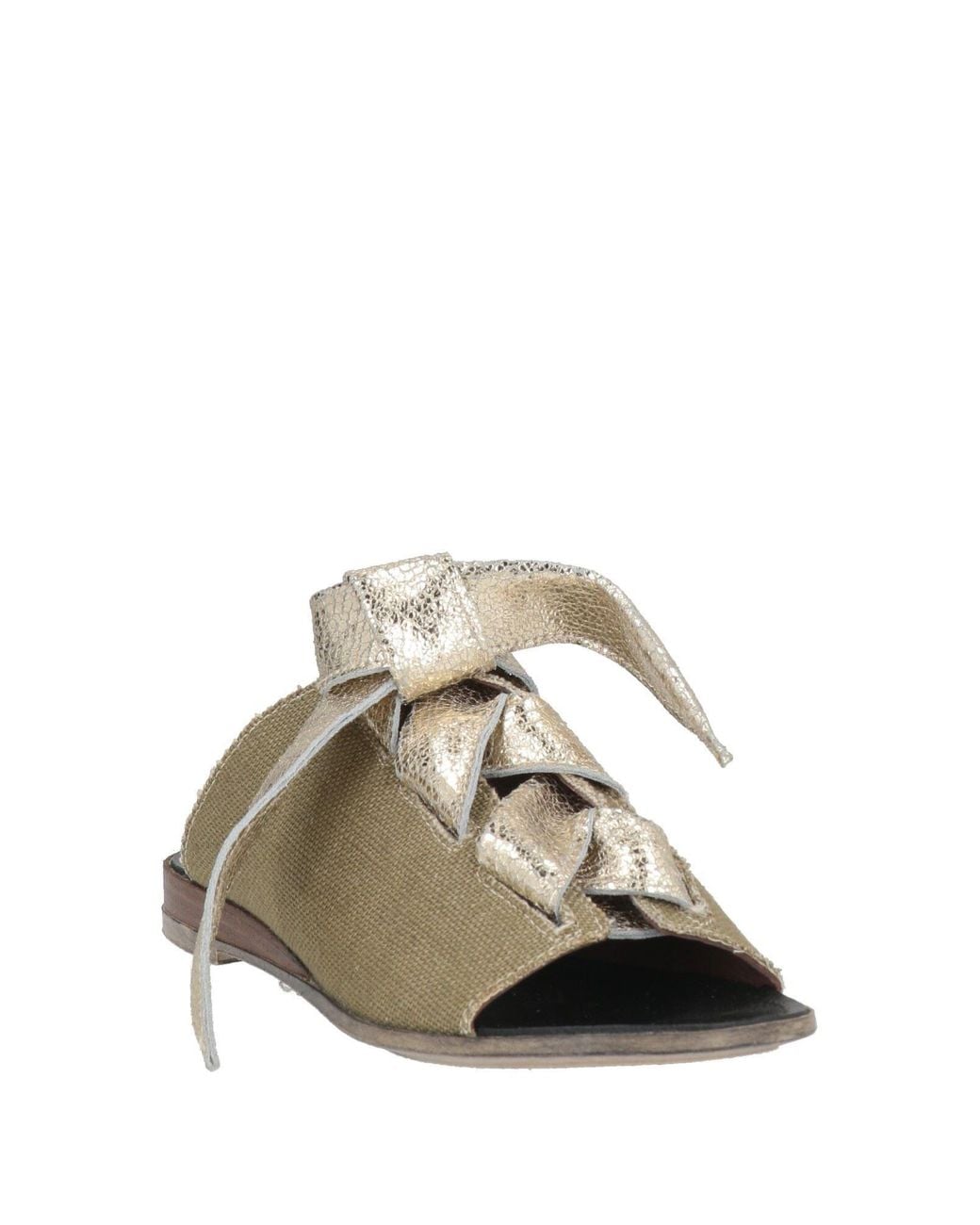 LE BOHÉMIEN White Sandals