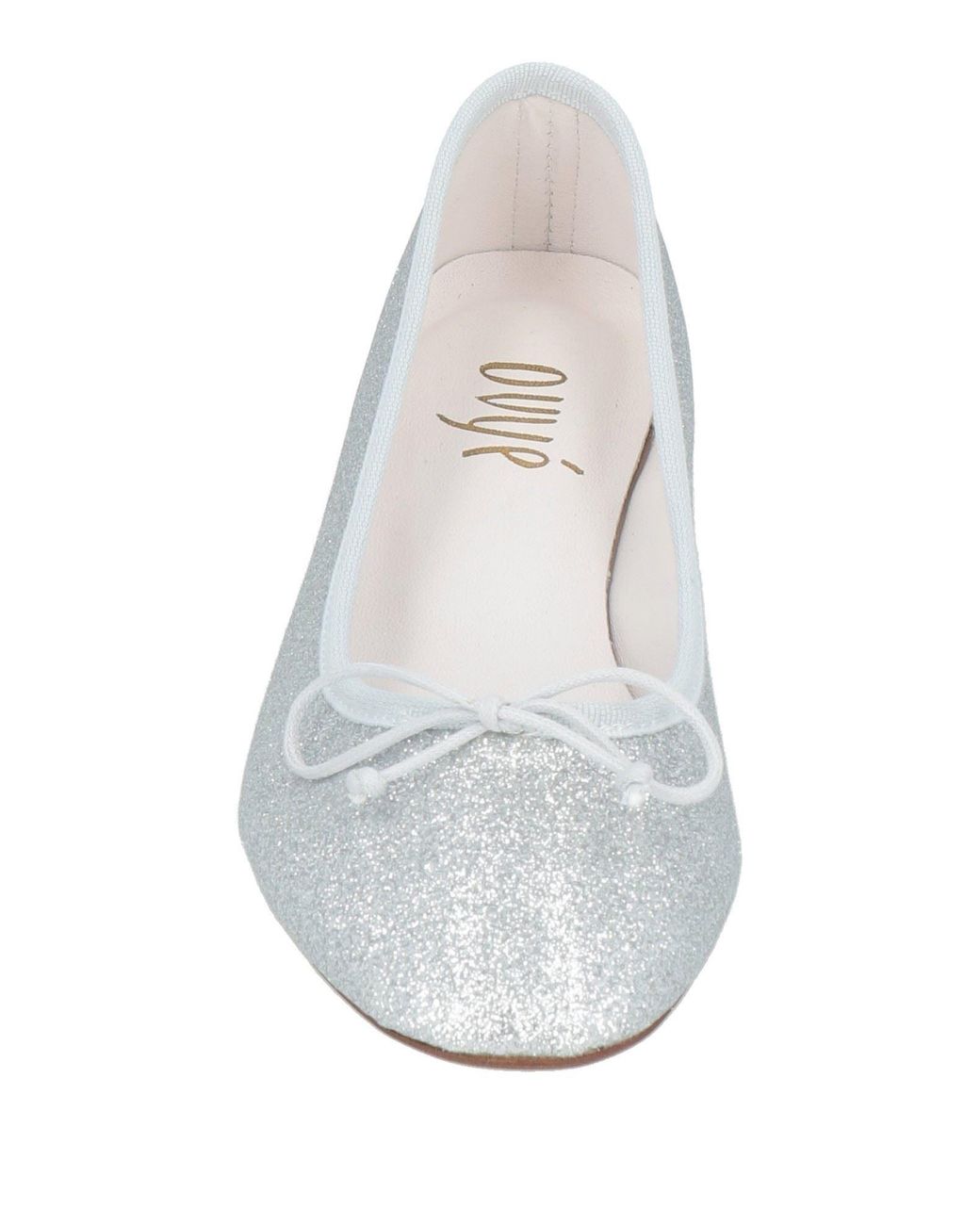 Ovyè White Ballet Flats