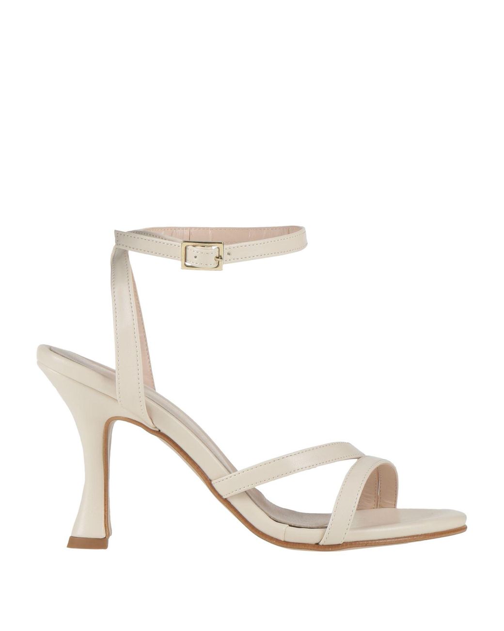 Nila & Nila White Sandals