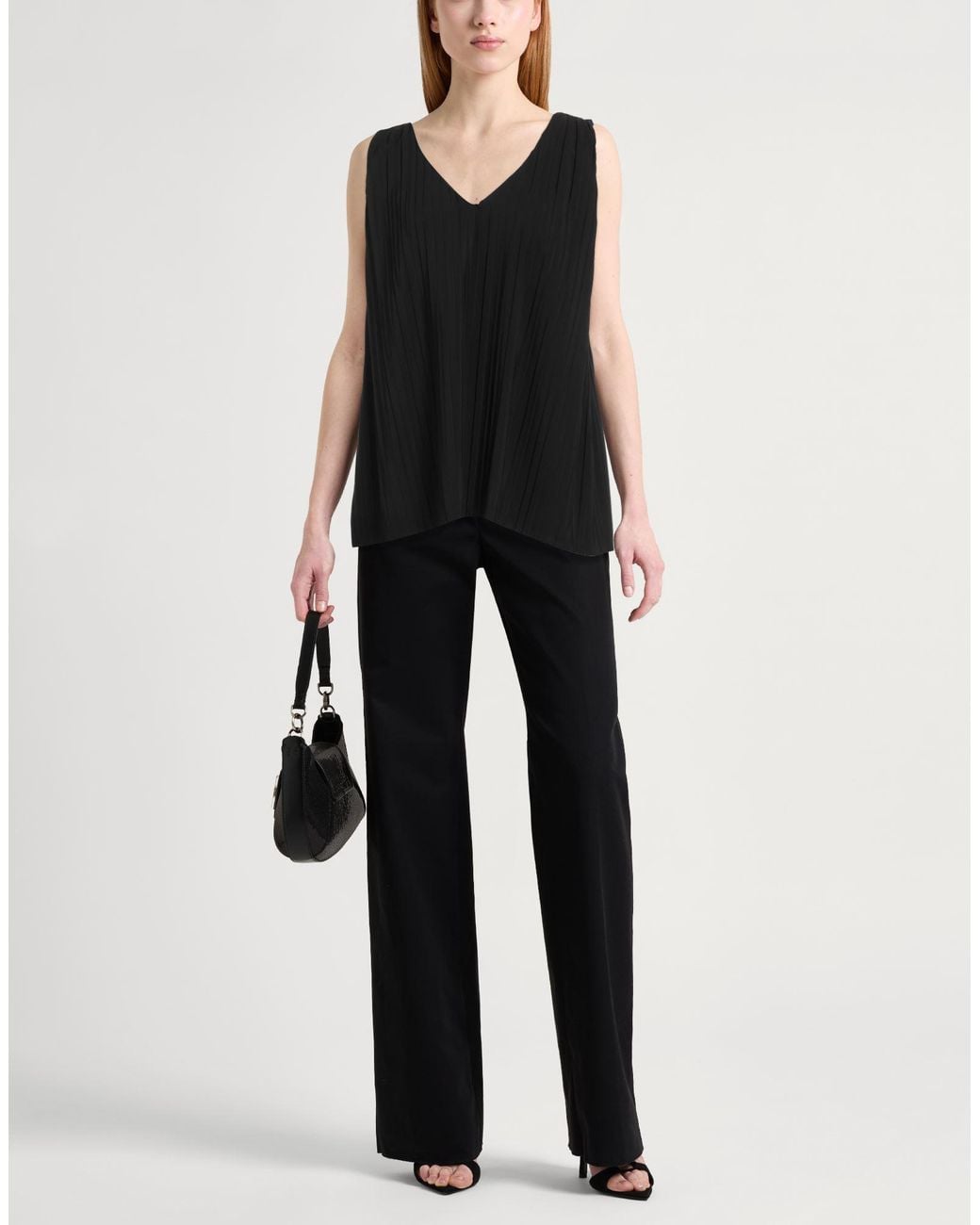 Alpha Studio Black Top