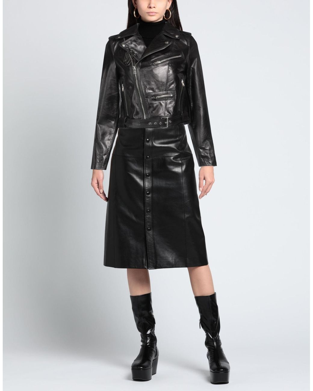 Isabel Benenato Black Jacket