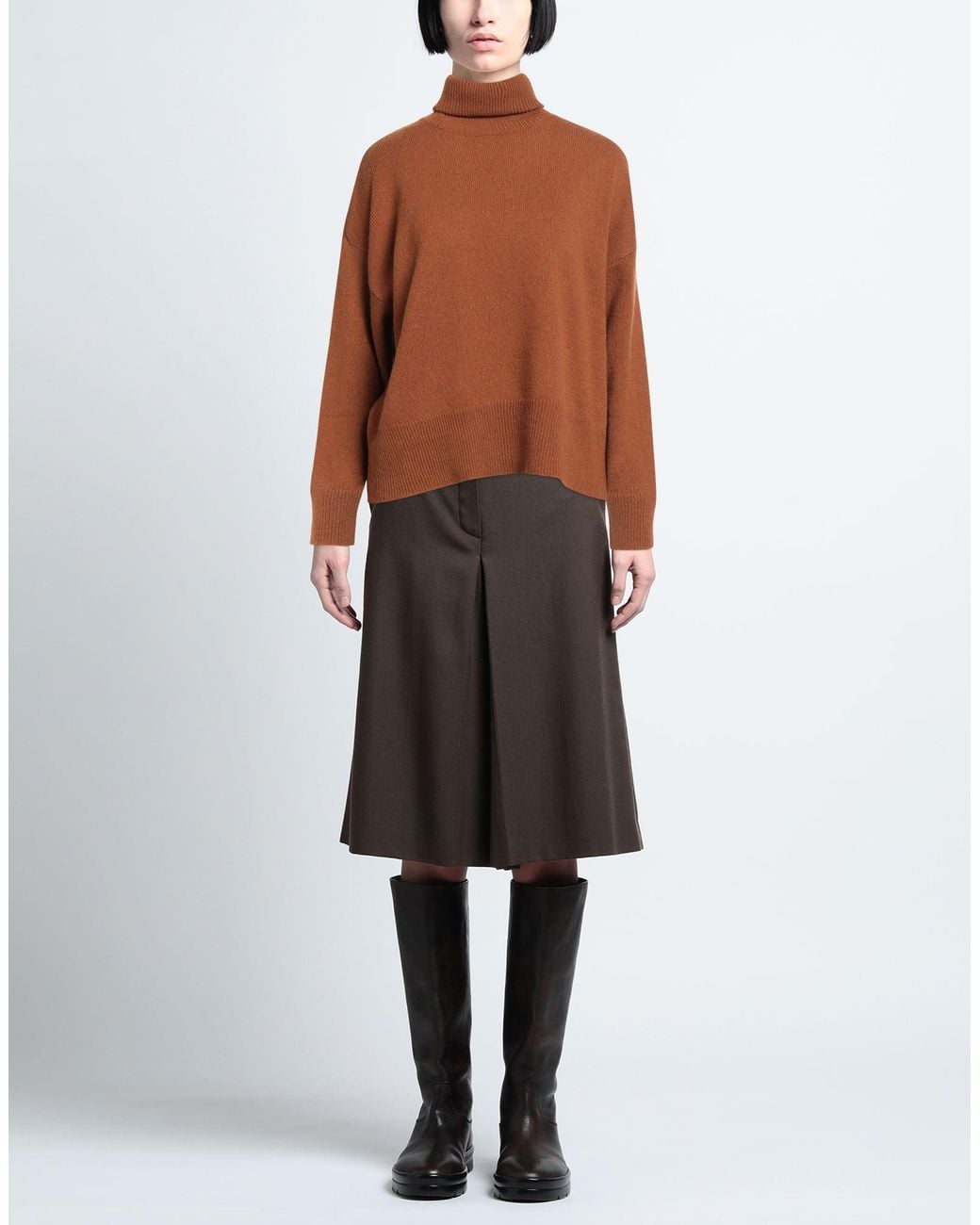 Aragona Brown Turtleneck