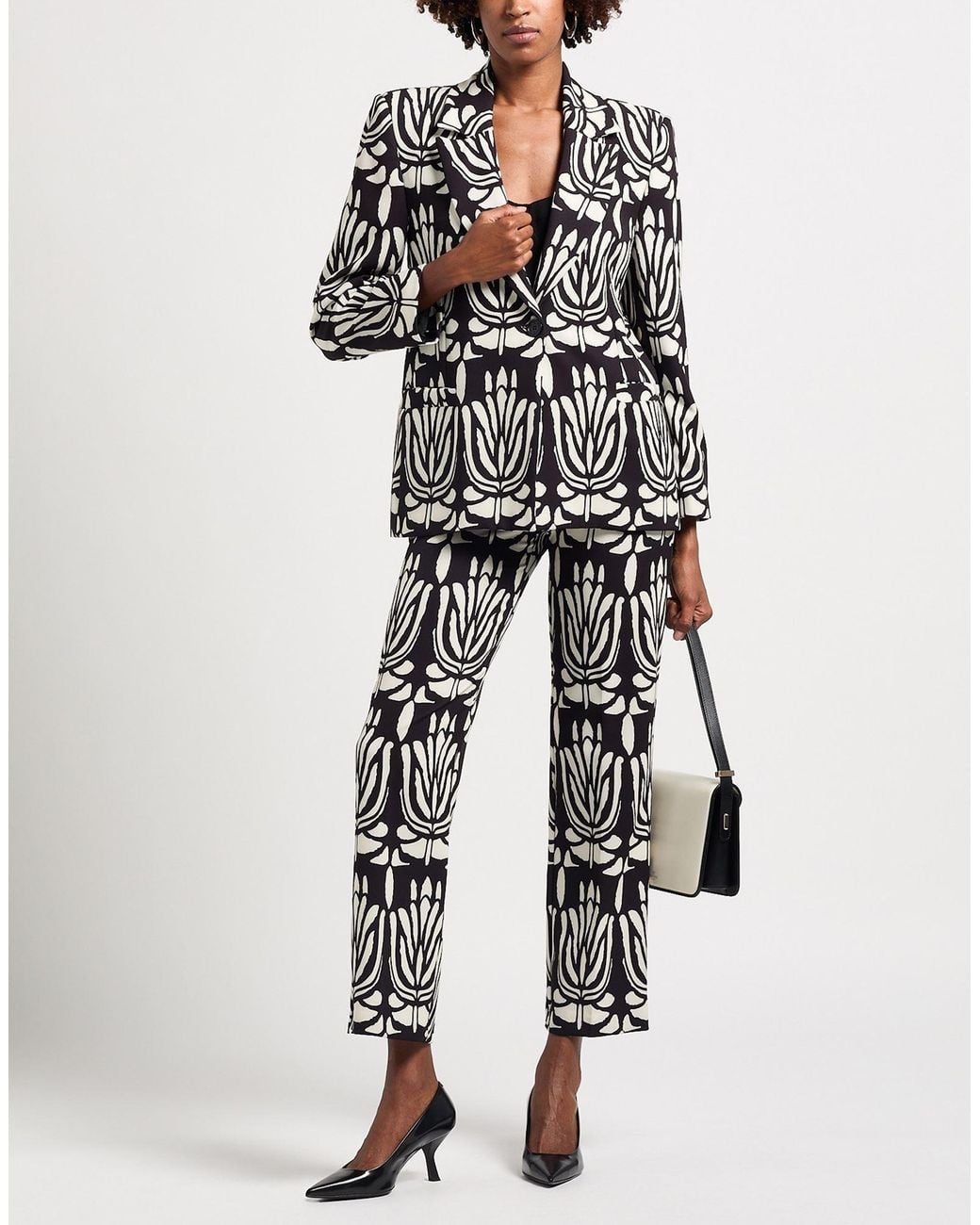 Compagnia Italiana White Suit