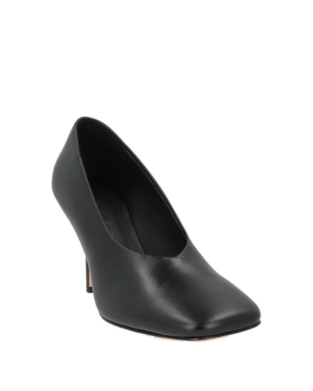 STUDIO AMELIA Black Pumps