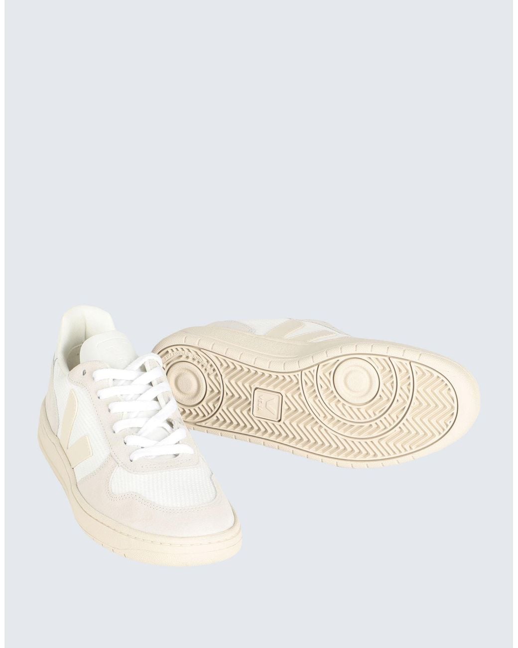 Veja Natural Sneakers