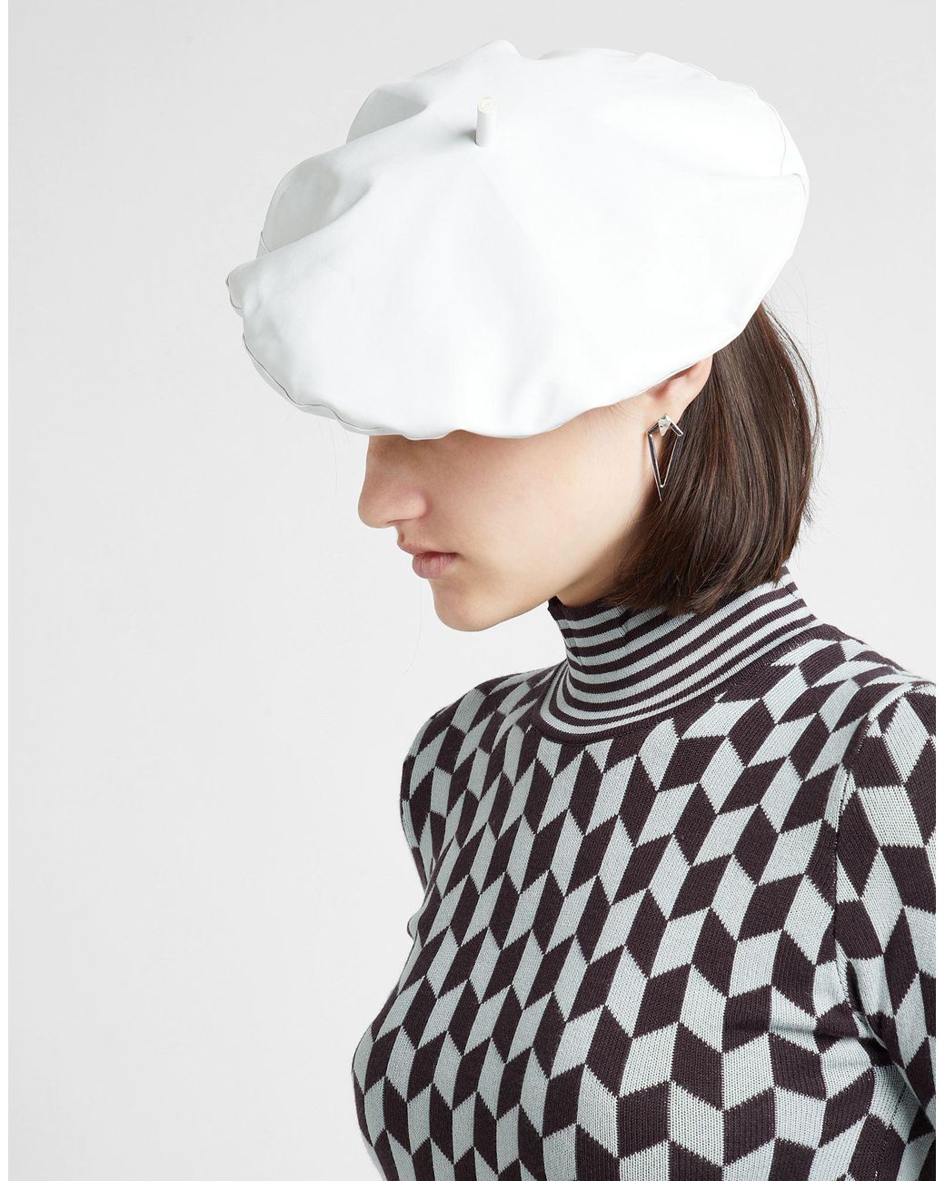 8 by YOOX White Hat