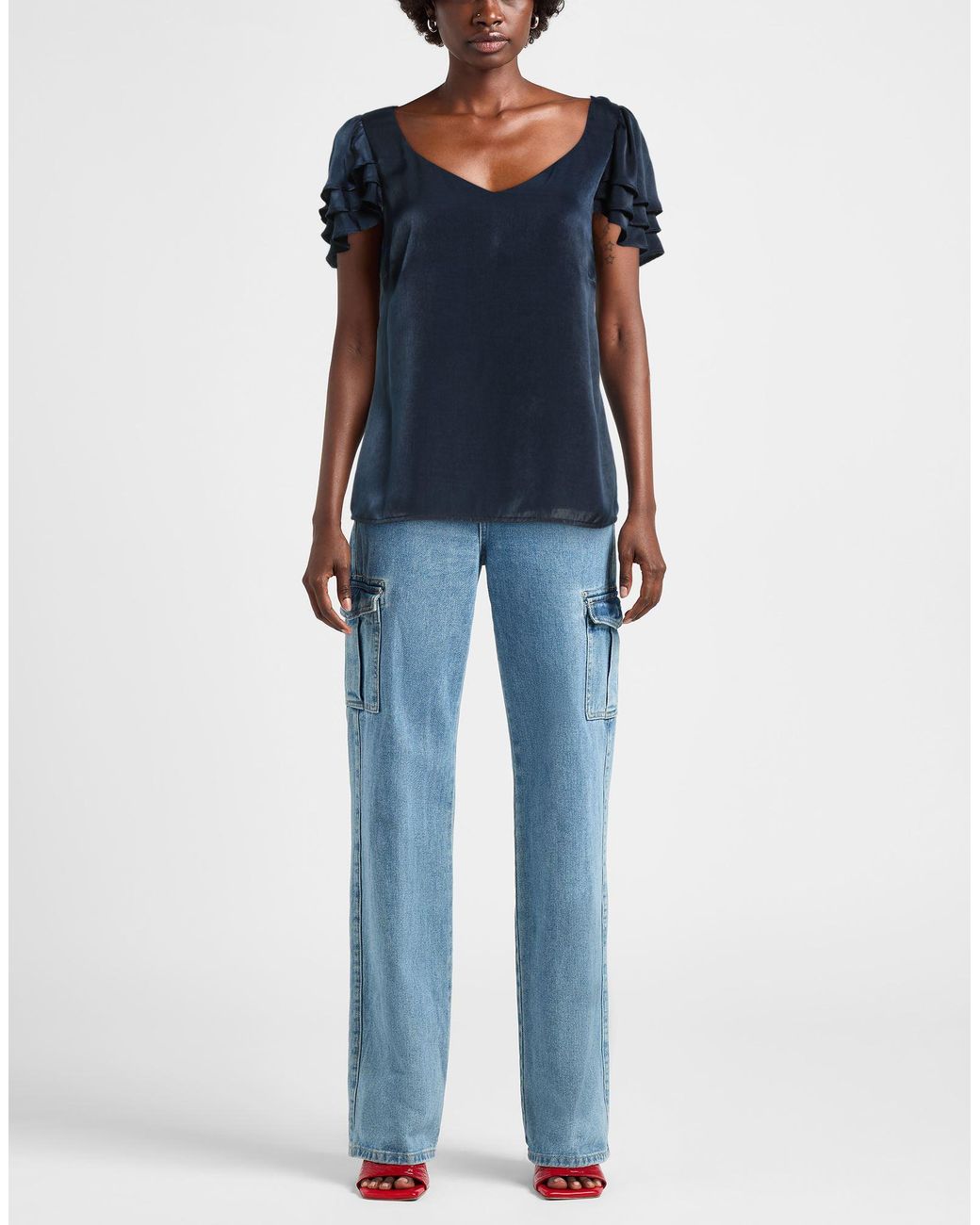 Siste's Blue Top