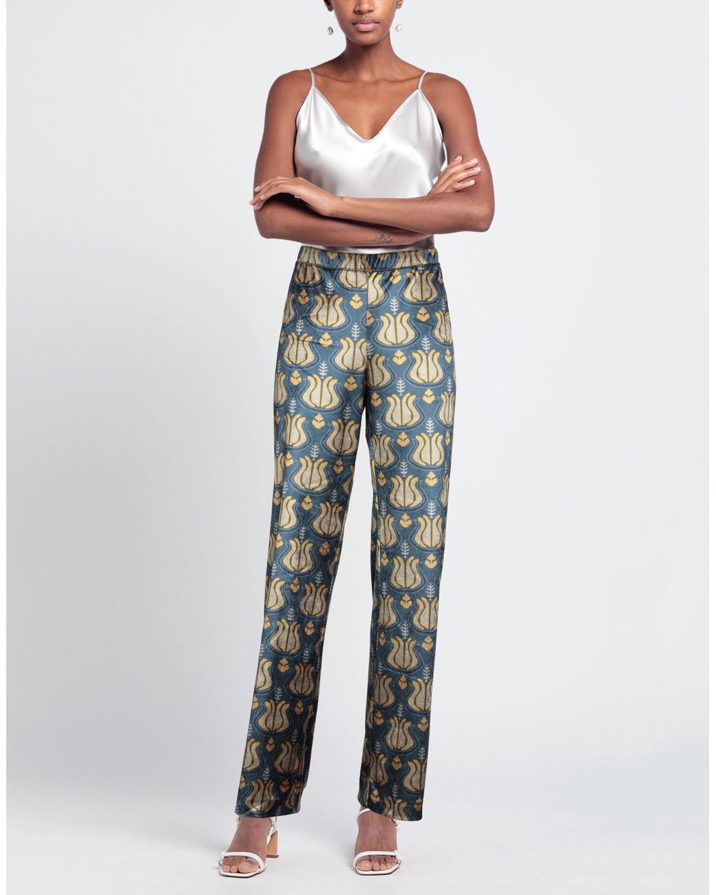 Niu Blue Pants