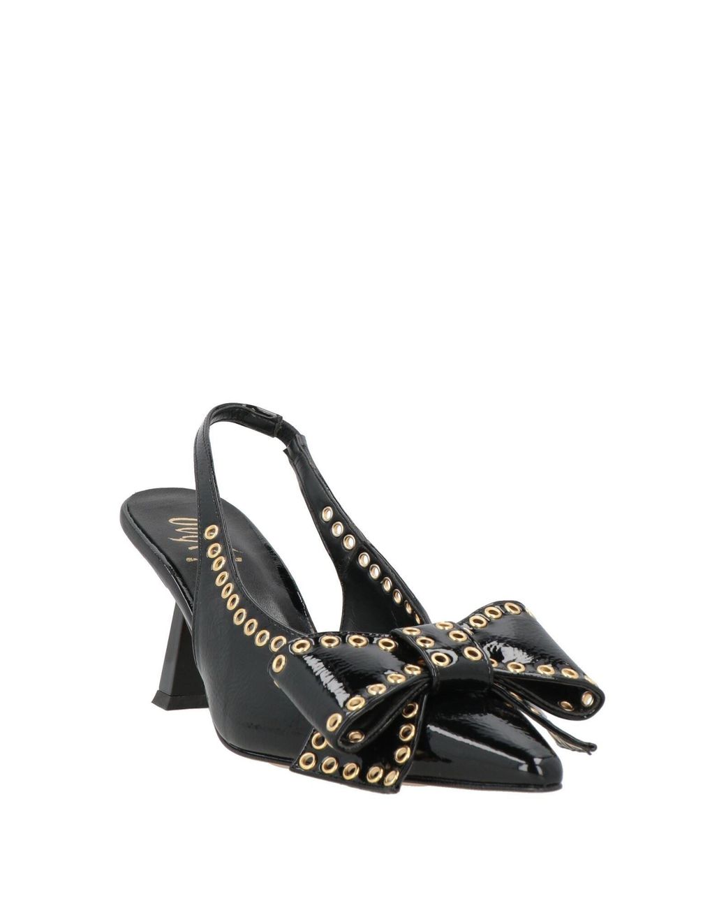 Ovyè Black Pumps