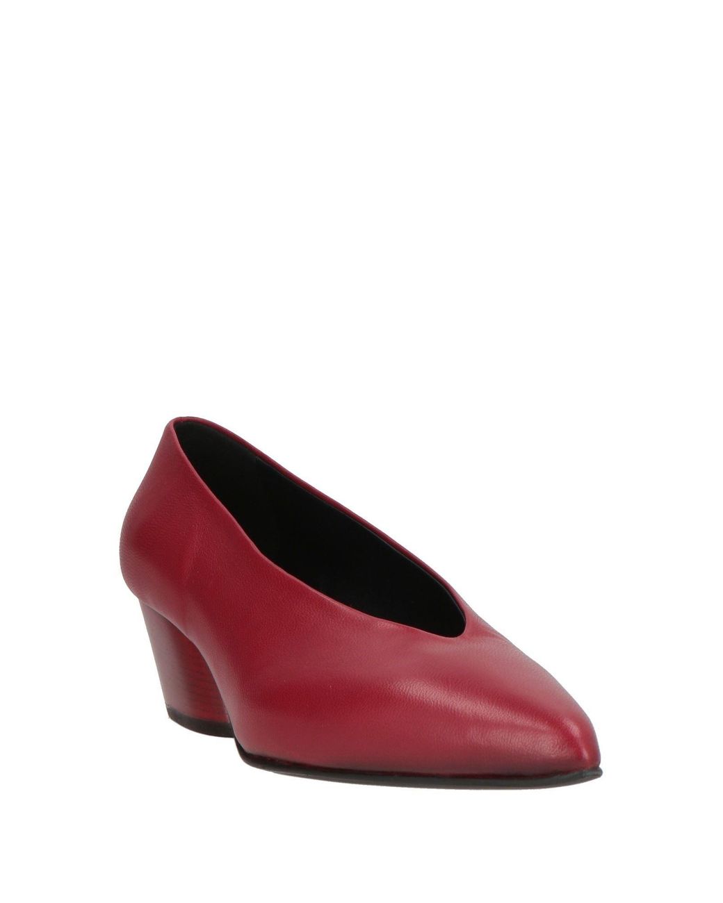 Halmanera Red Pumps