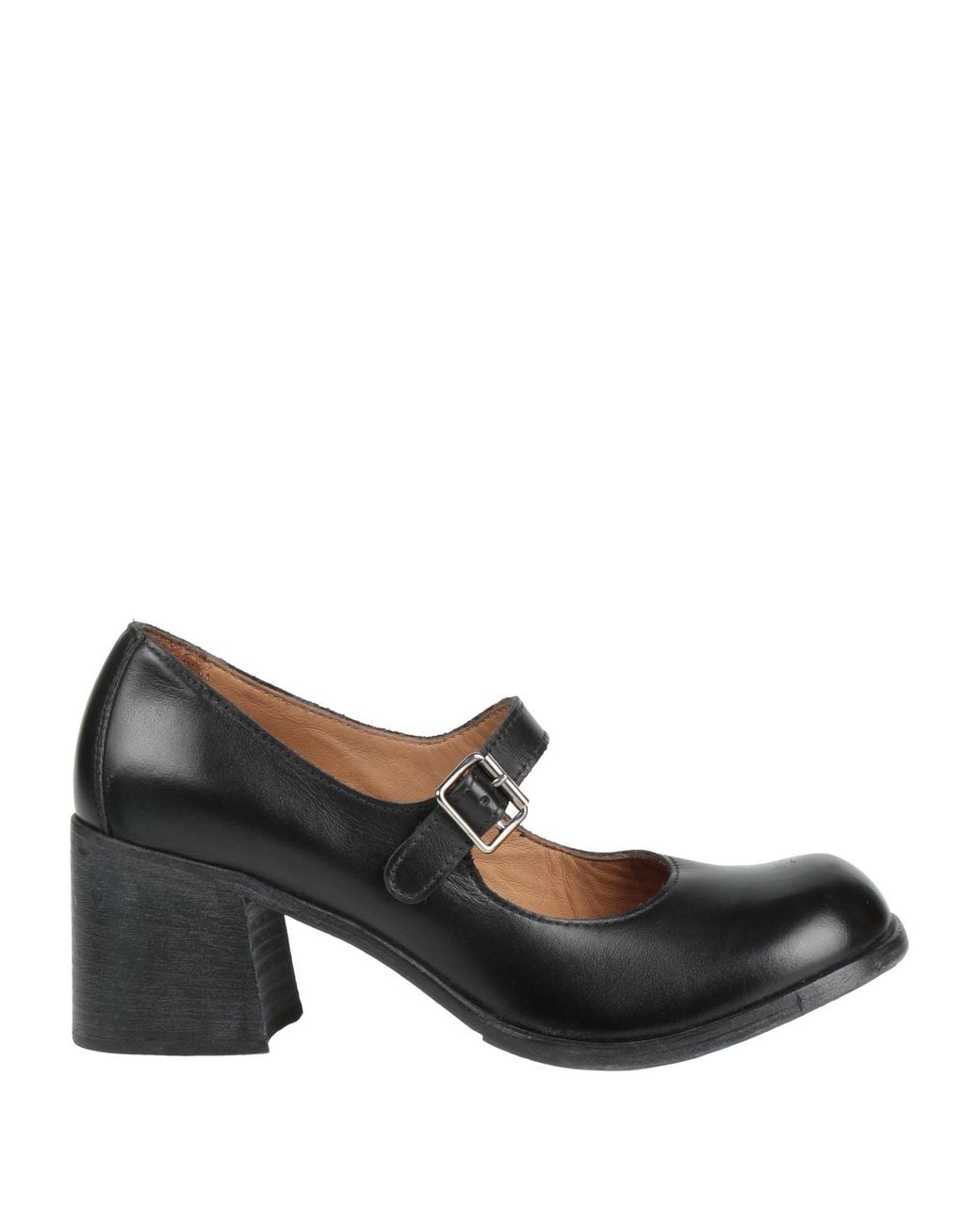 Moma Black Pumps