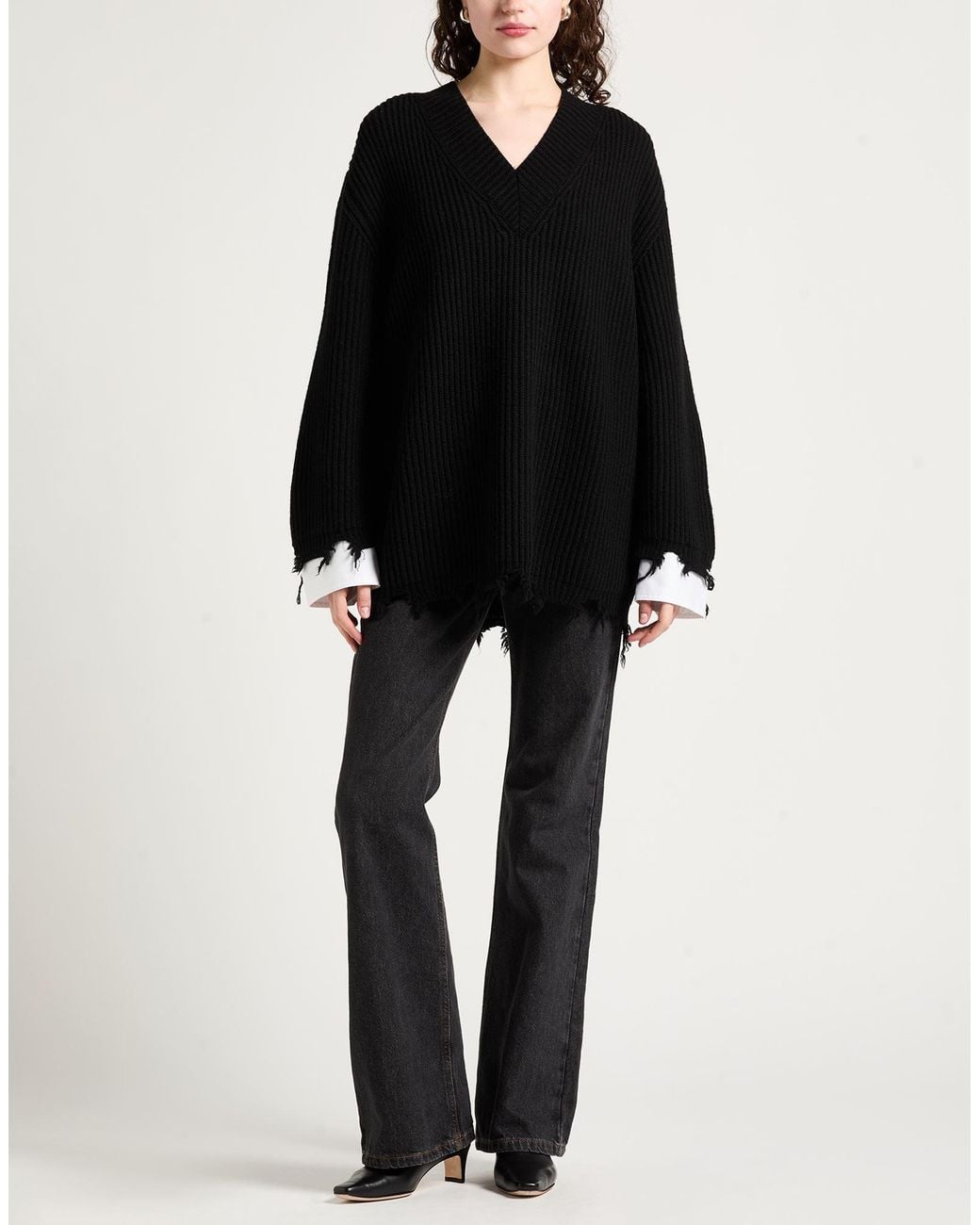 SOLOTRE Black Sweaters