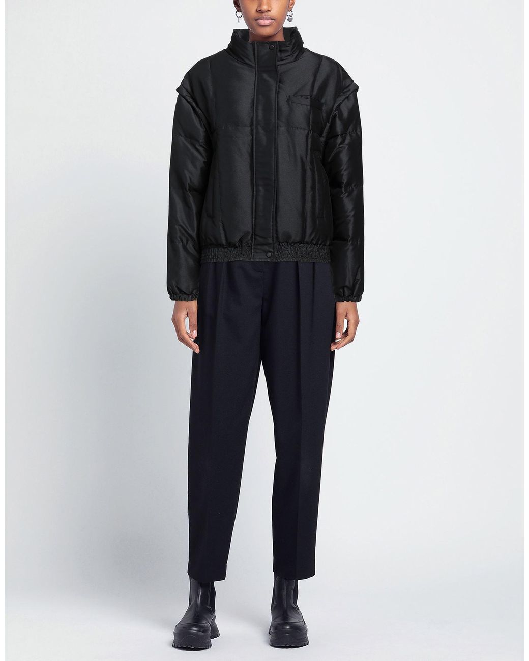 MVP WARDROBE Black Puffers