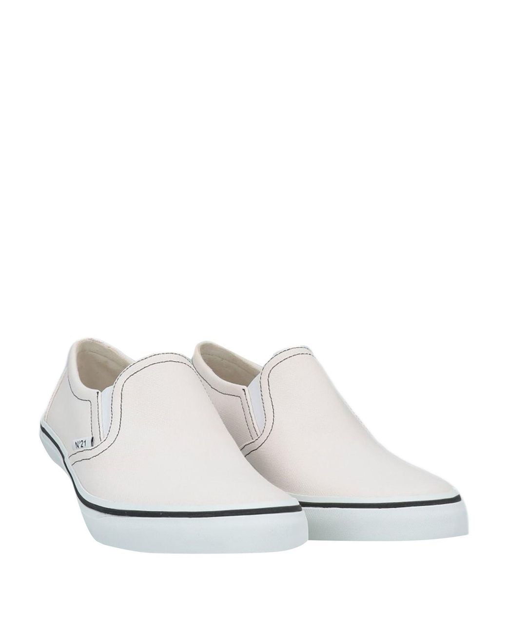 N°21 White Pumps
