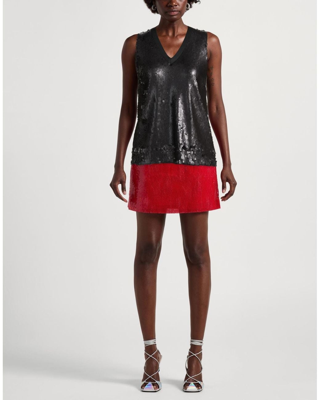 Alpha Studio Black Top