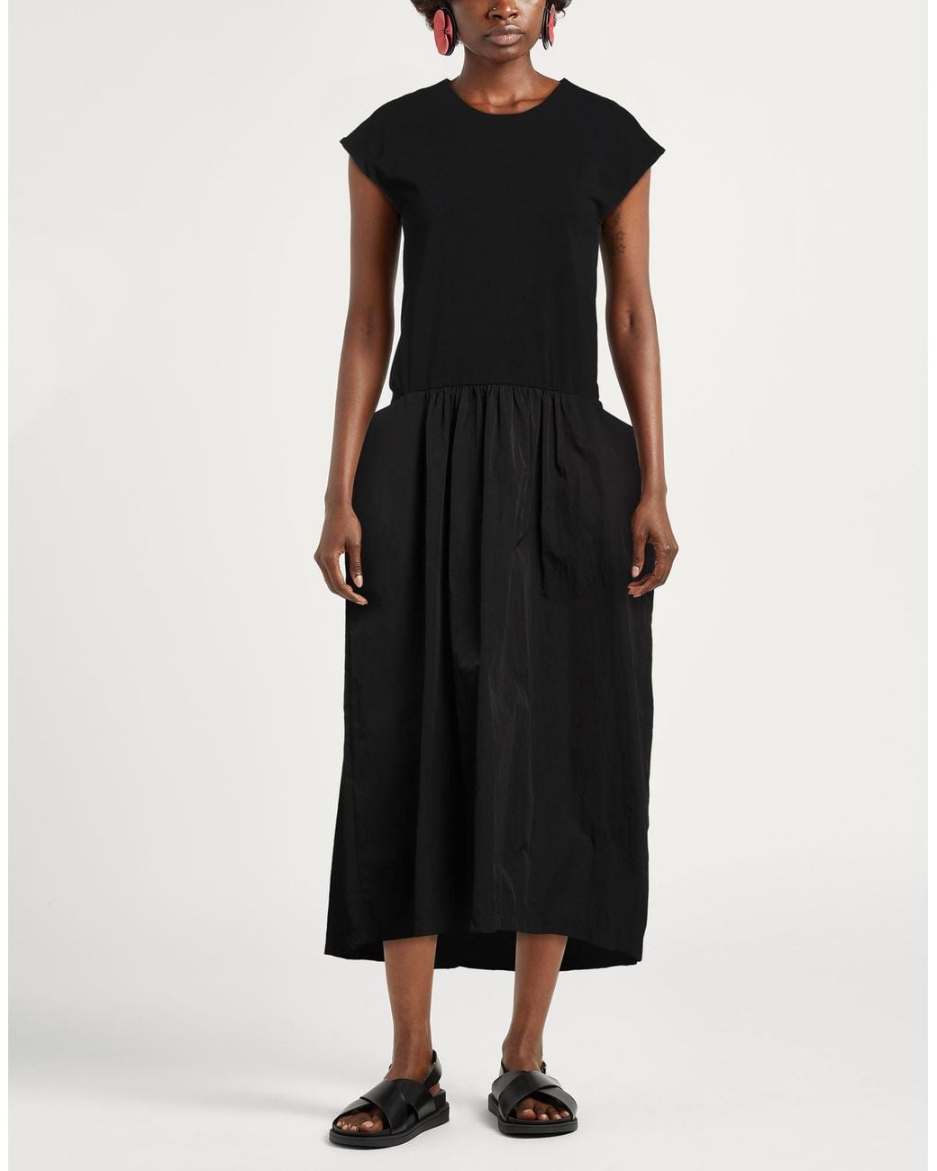 Vestido midi Alpha Studio de color Black