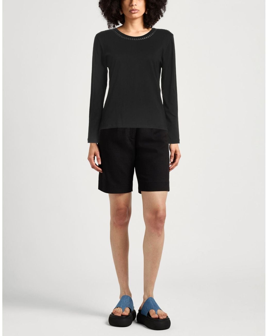 Caractere Black T-shirt