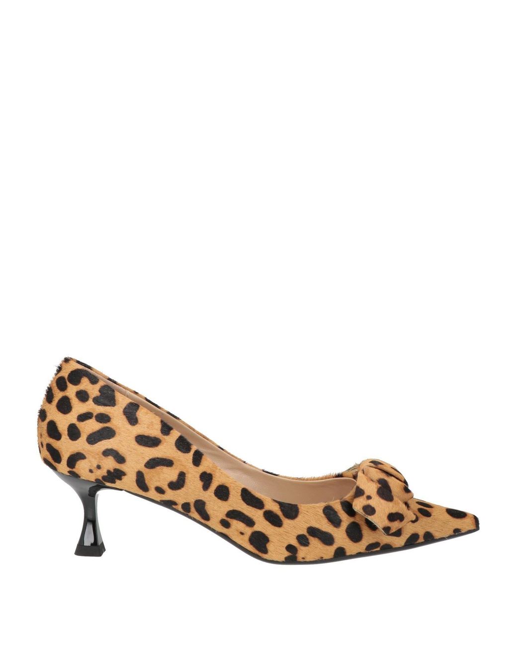 Lola Cruz Natural Pumps