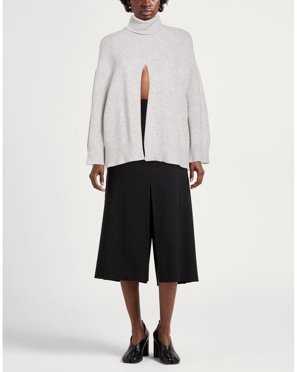 ViCOLO White Turtlenecks
