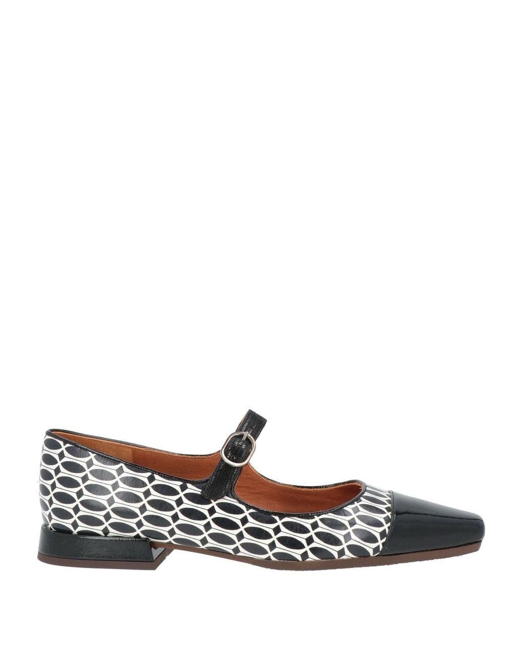 Chie Mihara White Ballet Flats Leather