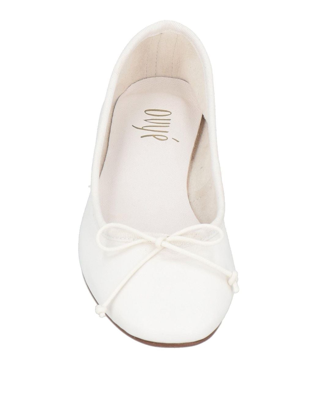 Ovyè White Ballet Flats