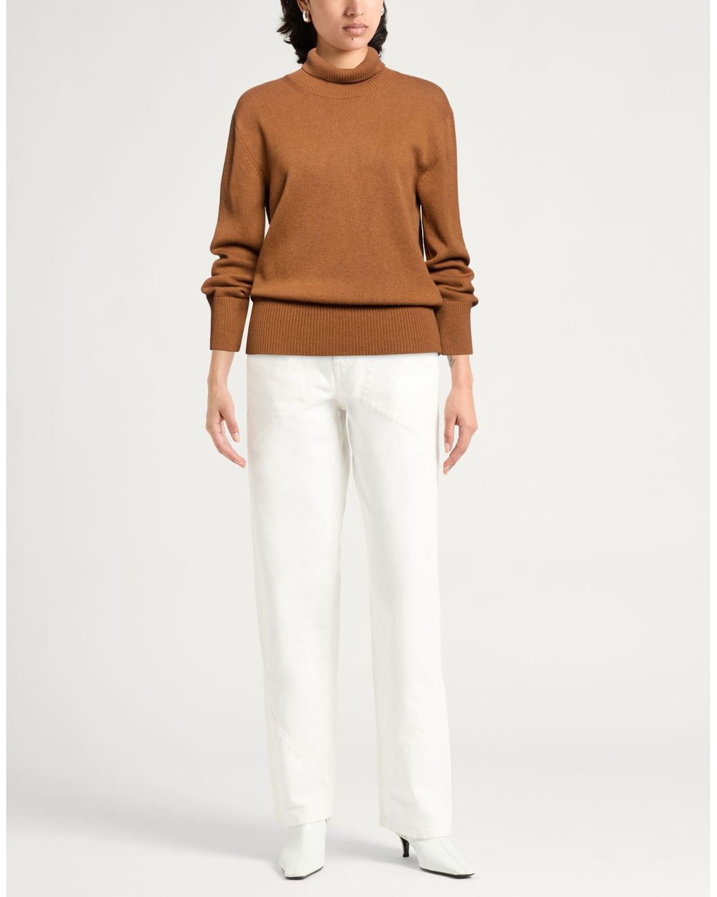 ANNAGRETA Brown Turtleneck