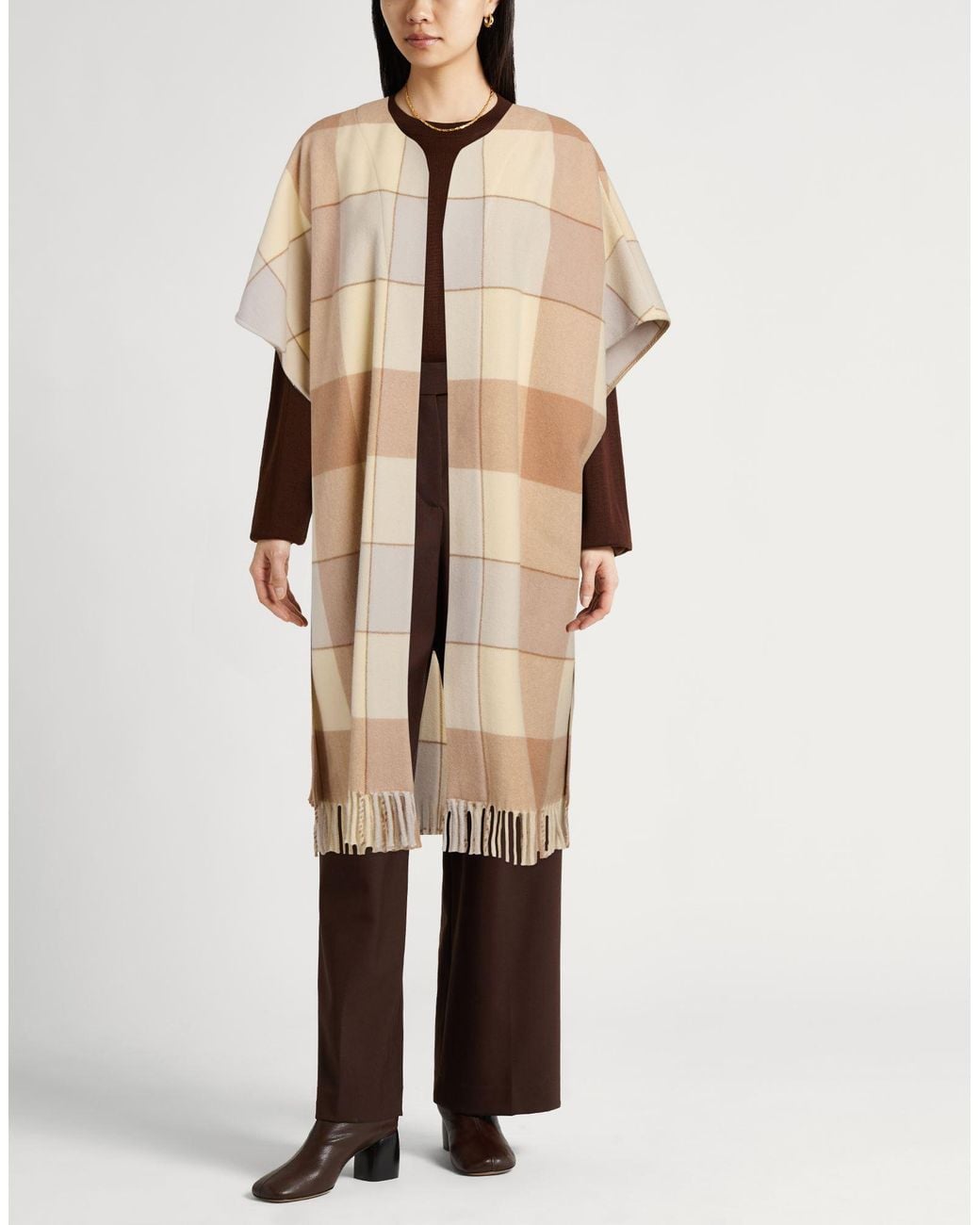 Drumohr Natural Cape