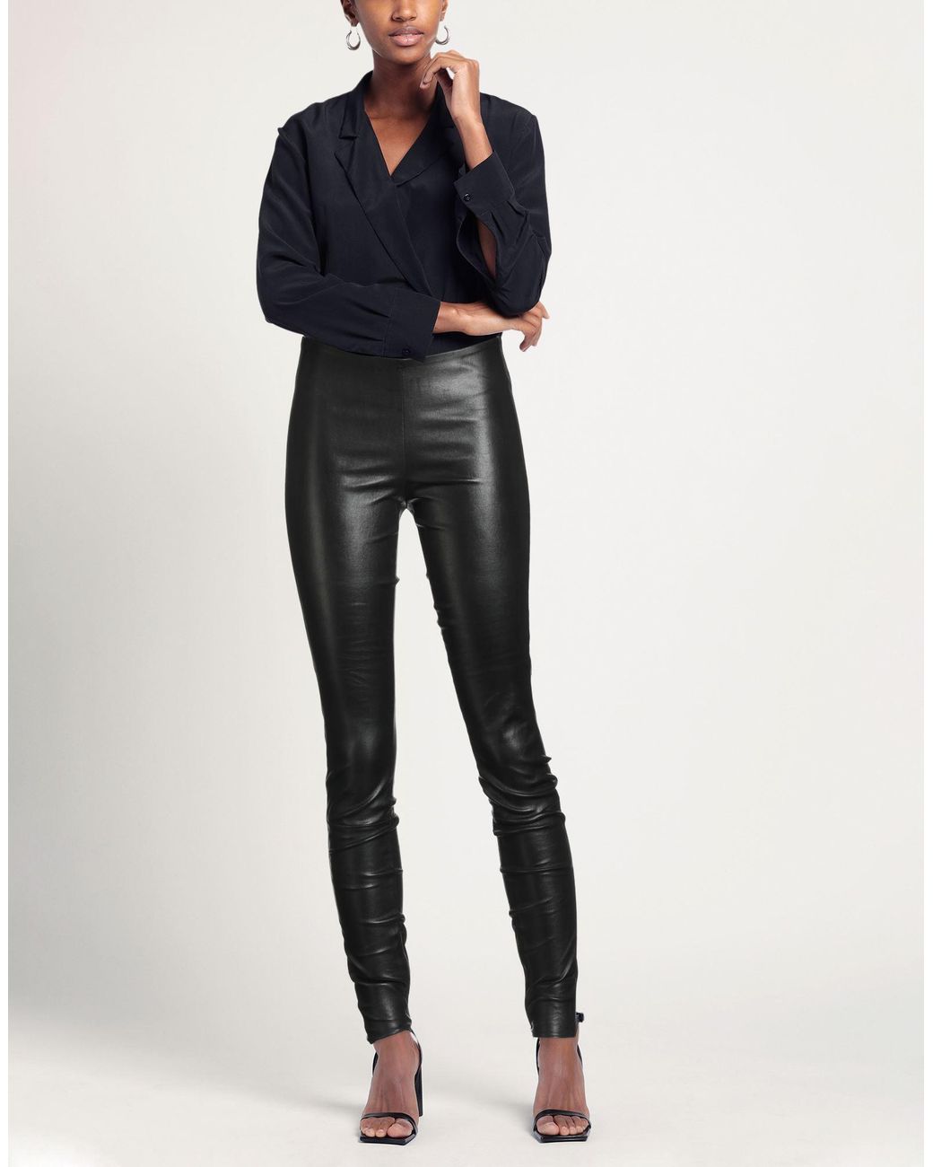 Aphero Black Pants
