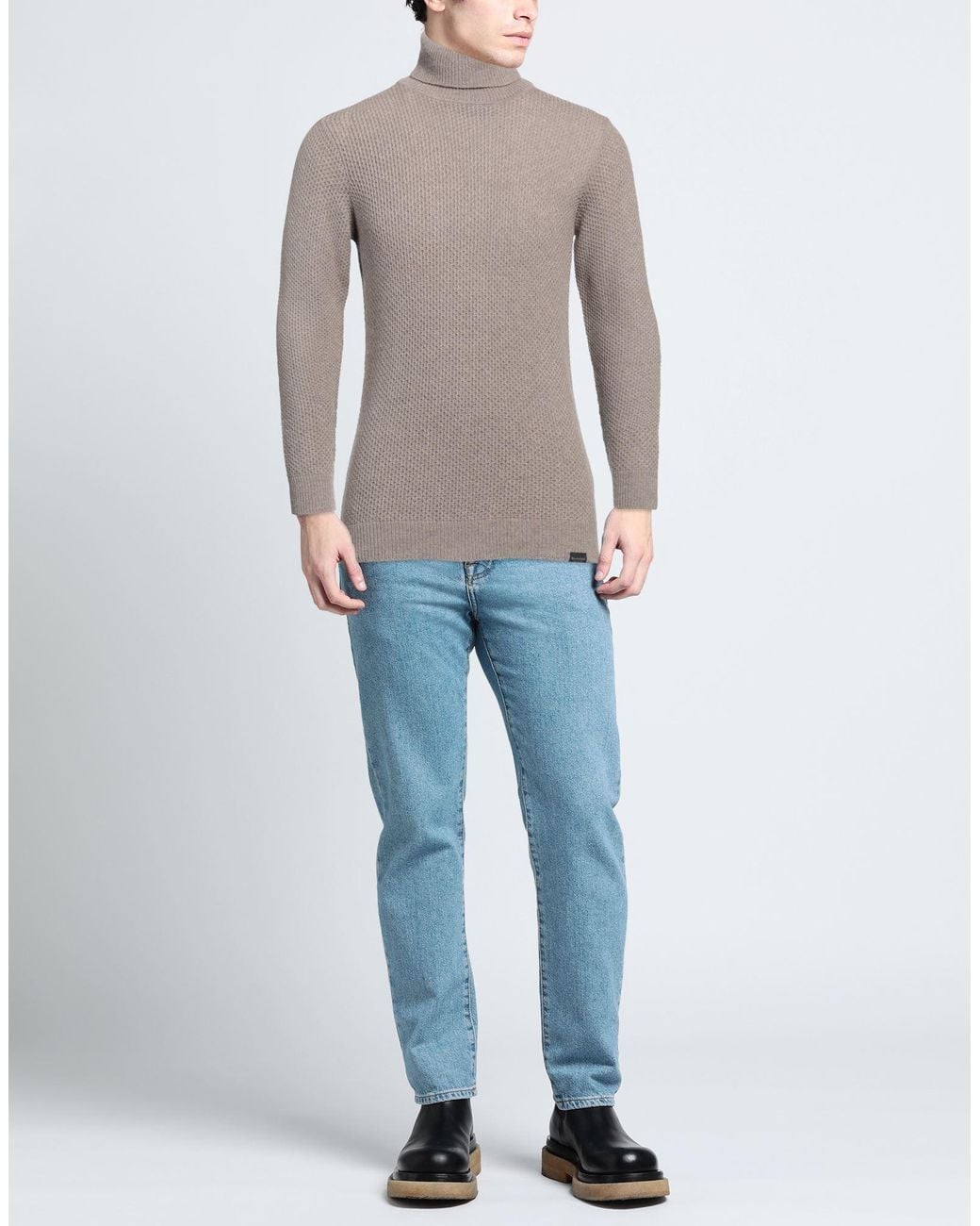 Cuello alto Brooksfield de hombre de color Gray