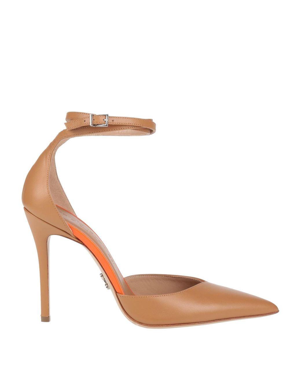 Sergio Levantesi White Pumps