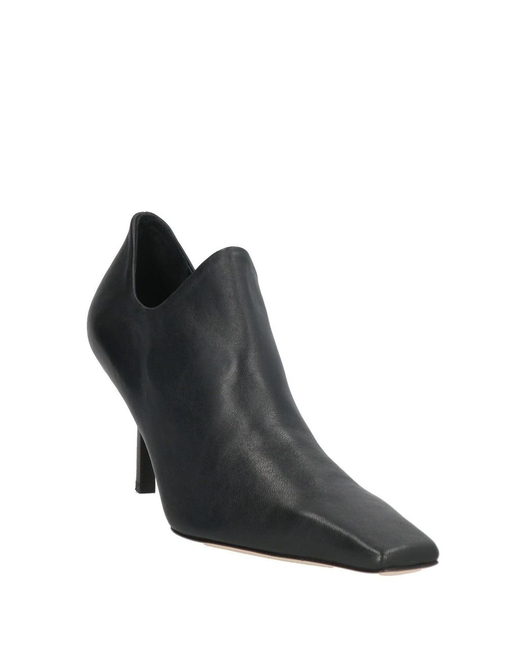 ARMARIUM Black Ankle Boots Leather