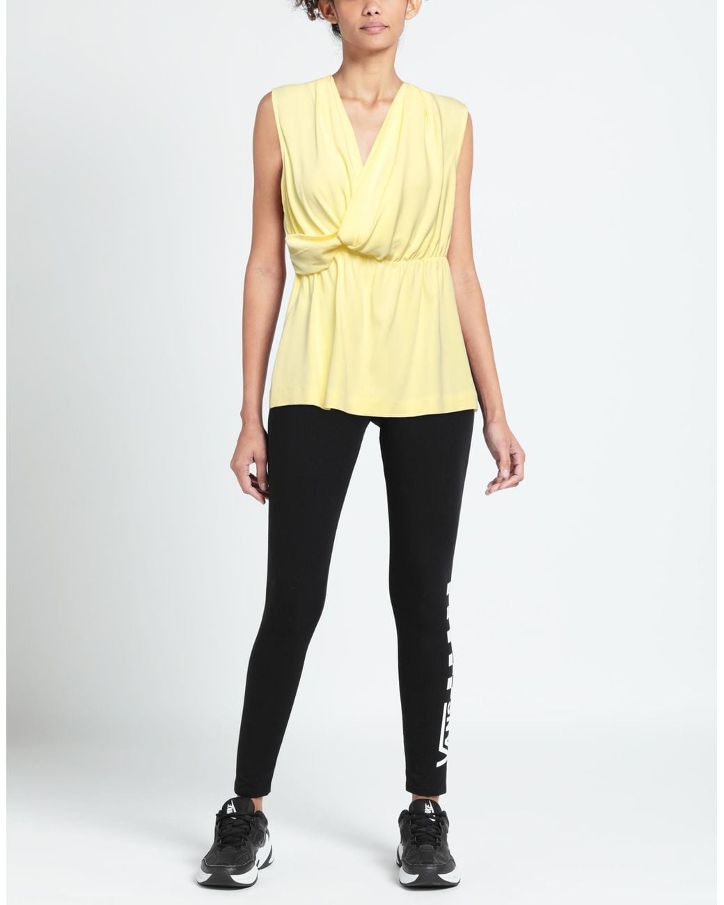 Clips Yellow Top