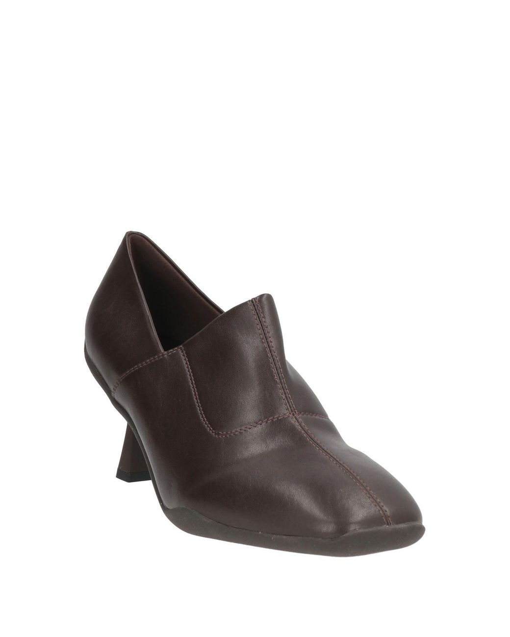 Emanuélle Vee Brown Pumps