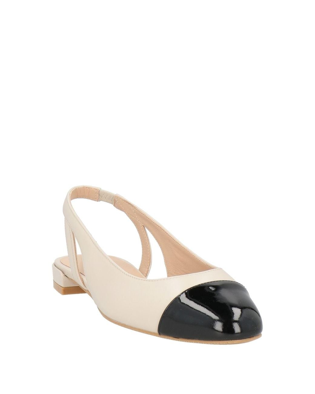 Bailarinas Stuart Weitzman de color Natural