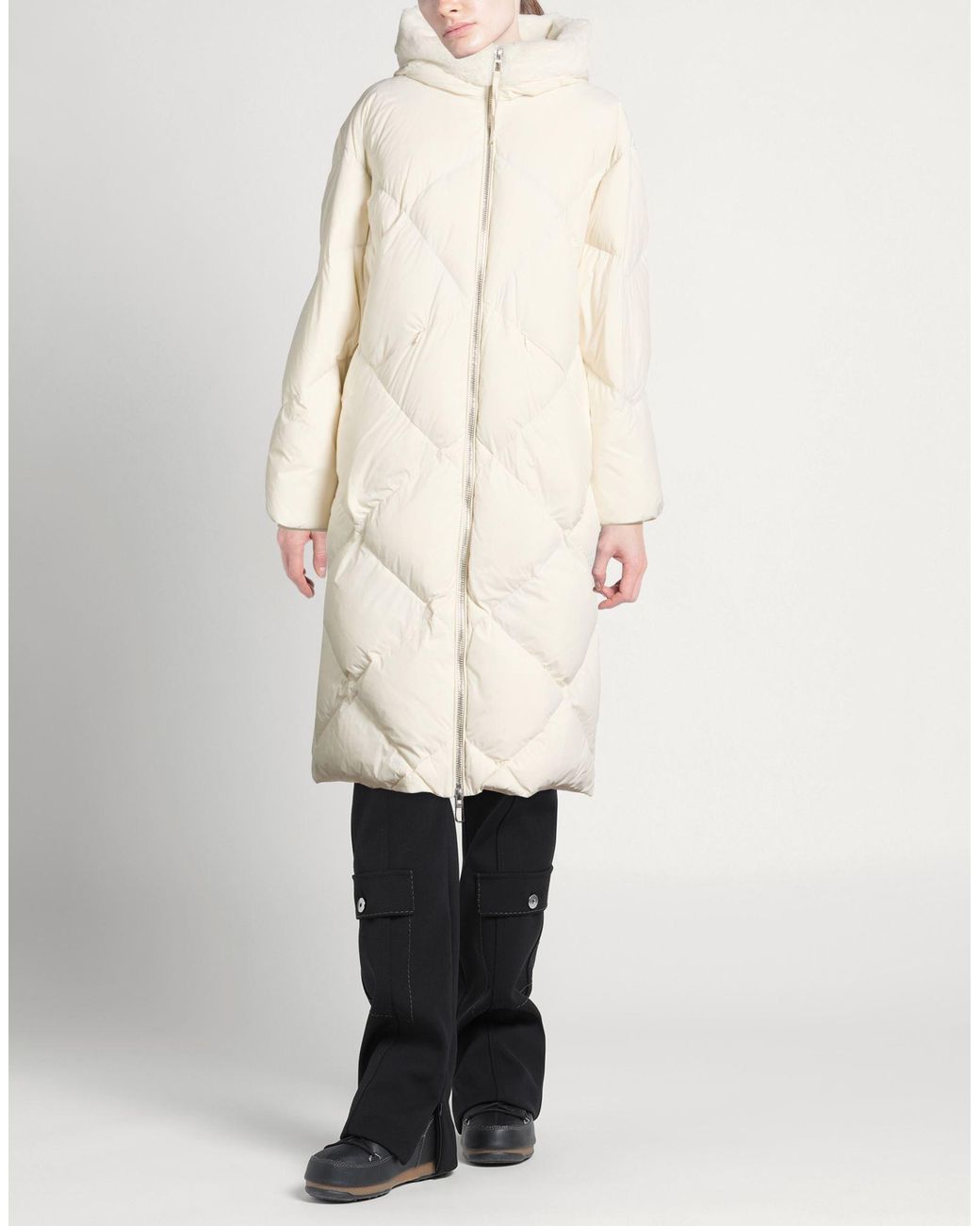 DUNO White Puffers