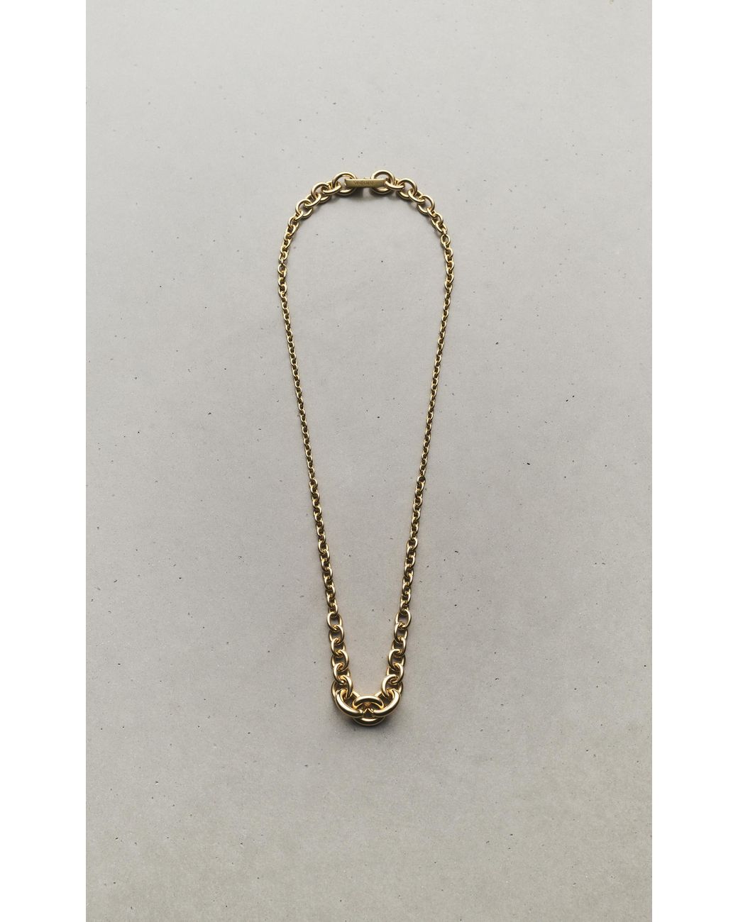 Saint Laurent Graduated Chain Necklace In 18k Yellow Gold in White | Lyst