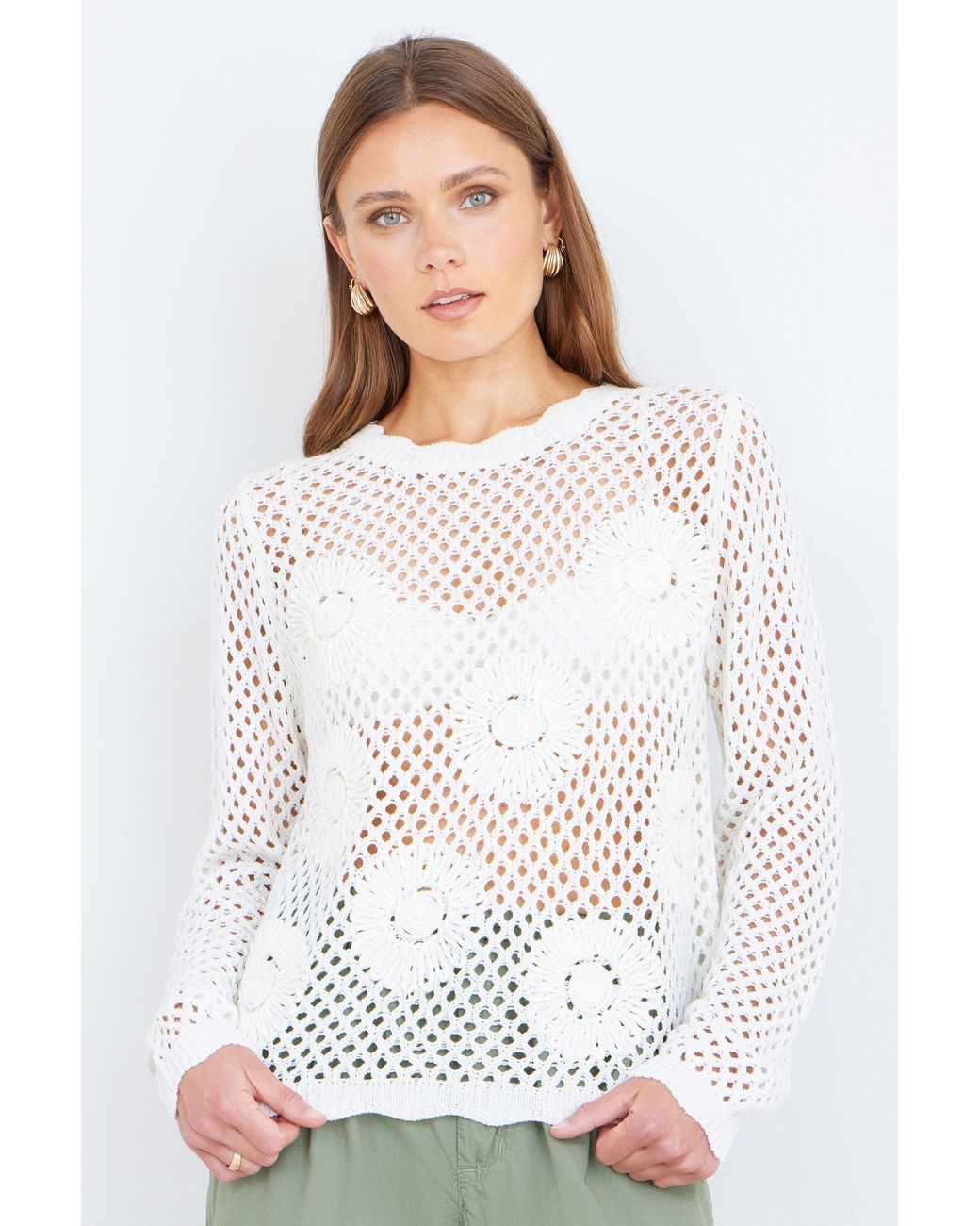 Yumi' White Flower Crochet Jumper