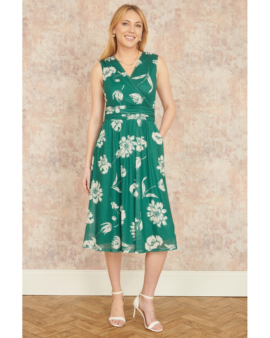 Yumi' Green Floral Print Stretch Mesh Dress With Pockets